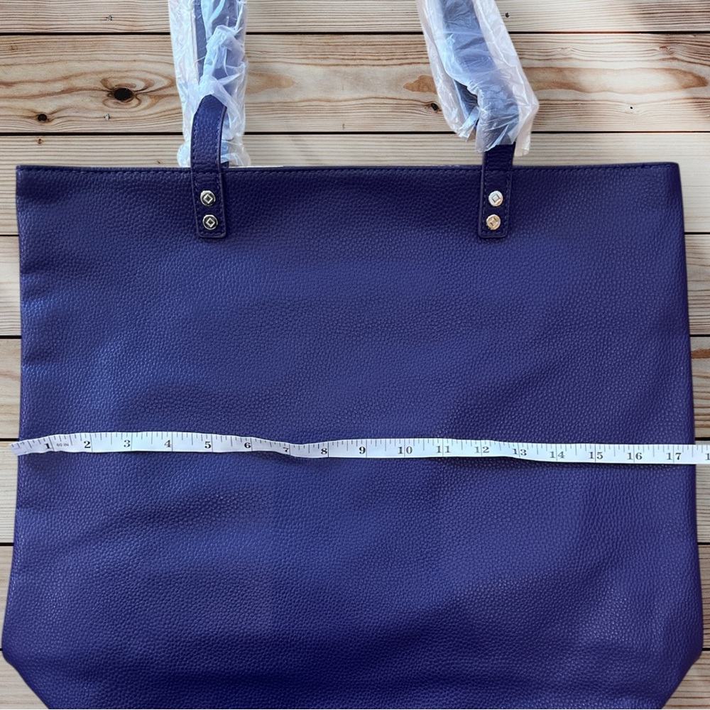 Thirty-One Around Town Tote Posh Purple Pebble - Picture 4 of 8